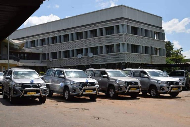 World Bank Donates Vehicles to Ministry of Education