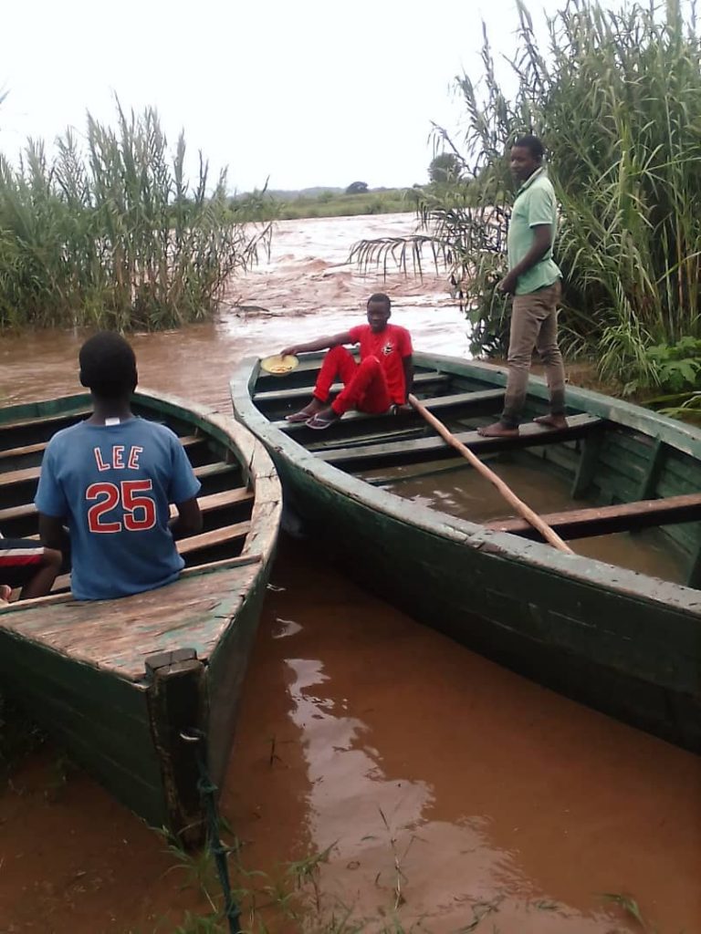 Mzimba Woman Gives Birth In Canoe
