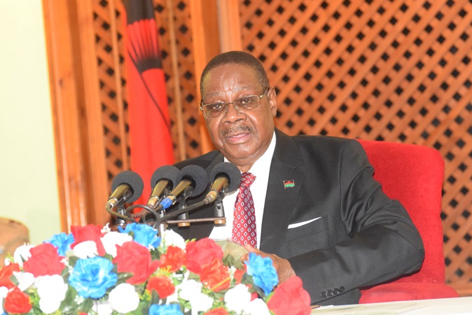 Stop Politicizing Covid-19 Pandemic, Mutharika Pleads