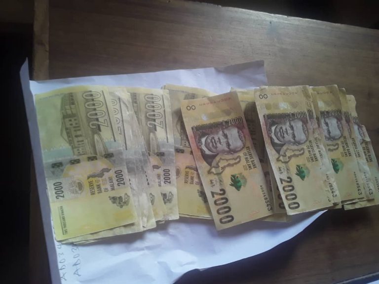 Two Arrested For Using Fake Malawian Currency to Buy Beer in Chitipa