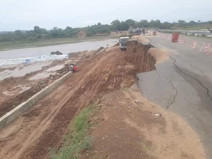 PLEM Construction Under Fire Over The Fall And Fall Of Chapananga Bridge
