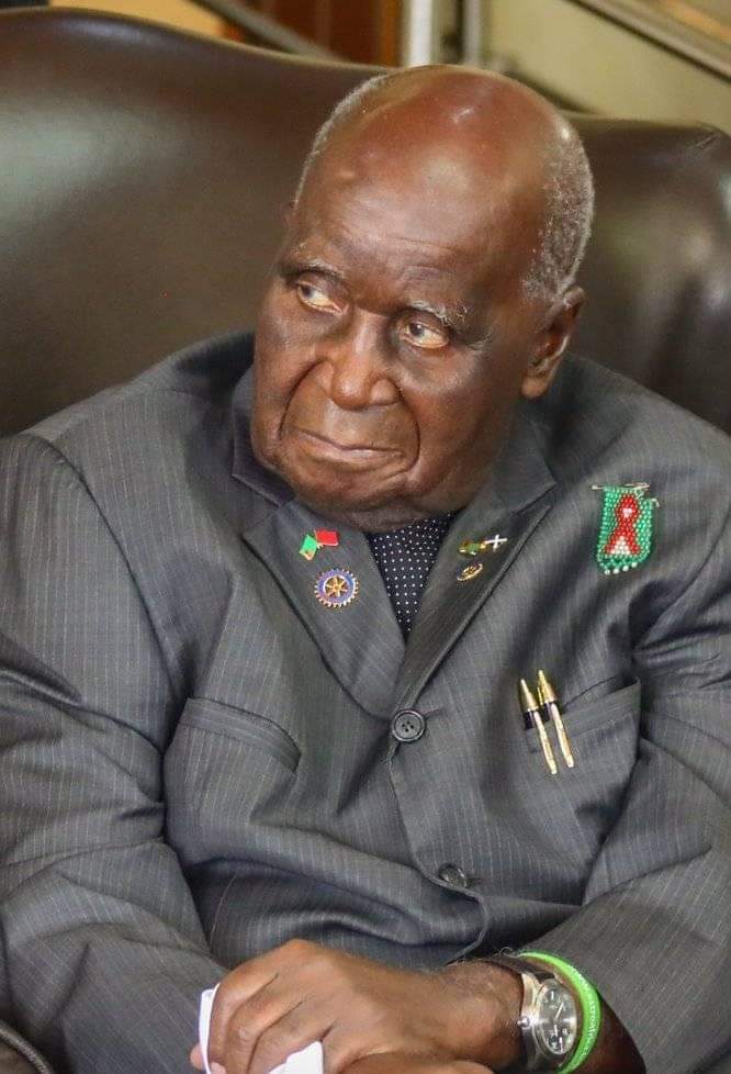 Kenneth Kaunda Dies, Who Was He ?