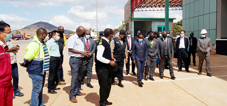 Veep Chilima Vows to Squeeze Goods Smugglers