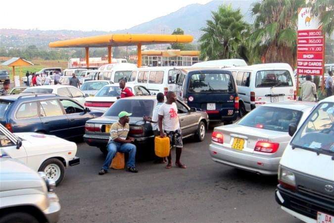 FOREX SCARCITY HITS CLUELESS MERA: Bans buying of fuel in gallons