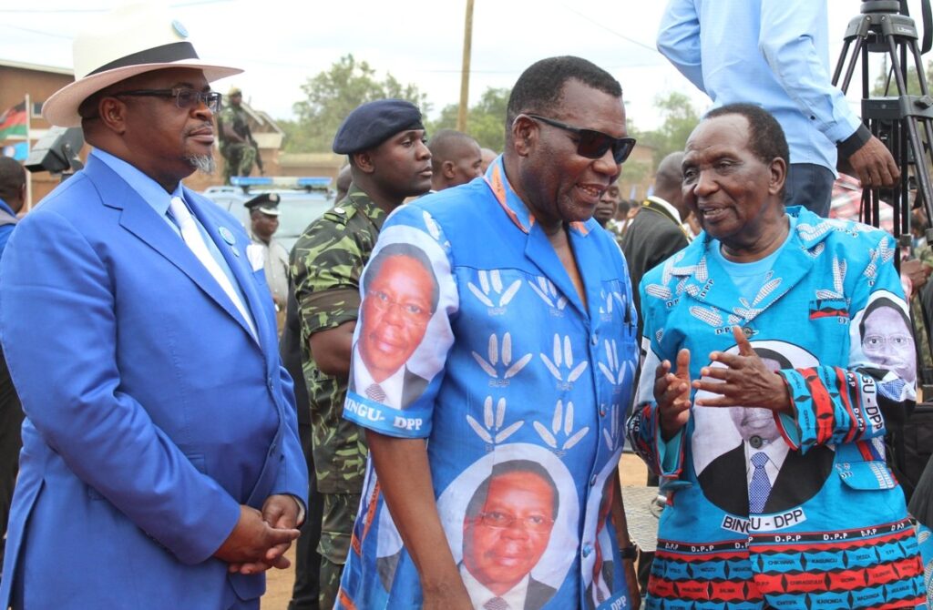 Chaponda reaffirms unwavering loyalty to Mutharika, DPP