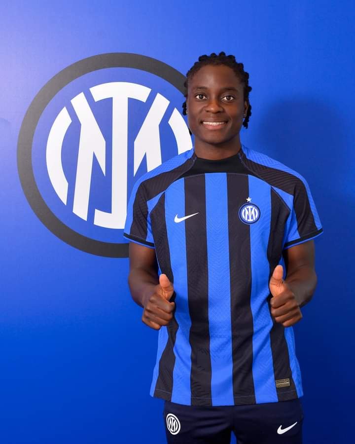 Inter Milan Officially Unveils Malawian Striker Tabitha Chawinga