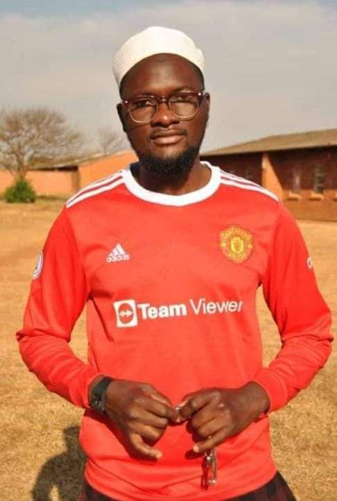 Zambian Manchester United Supporter arrested in Malawi for tricking ‘Sugar Mummies’