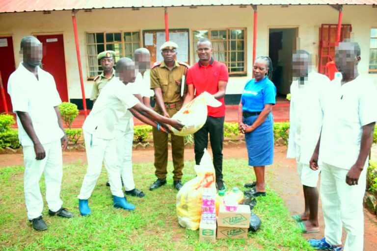 Maula prison inmates get an Easter treat