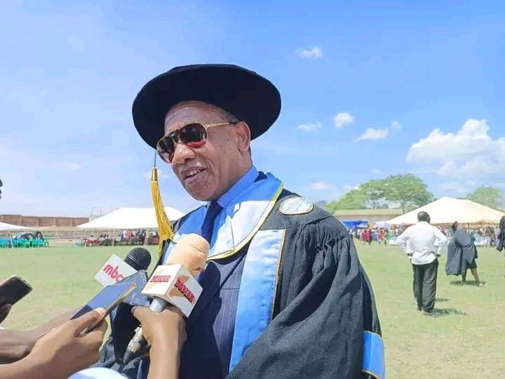 Business tycoon Dr. Thomson Mpinganjira challenges graduates to venture into entrepreneurship